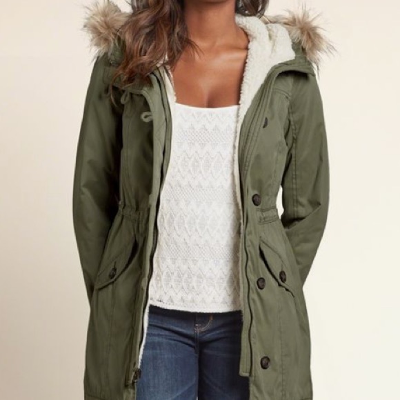 Hollister Army Green Sherpa Lined Parka 
